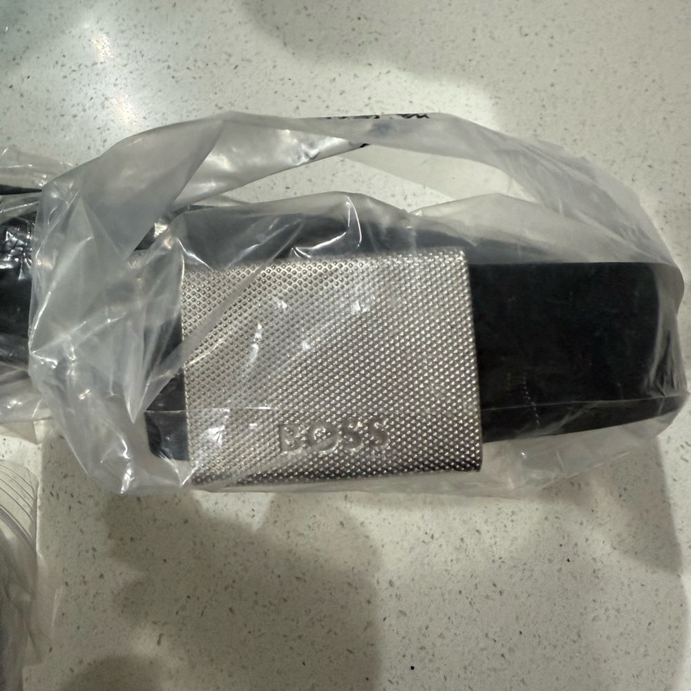 Hugo Boss Black Leather Belt with Silver Buckle 95cm